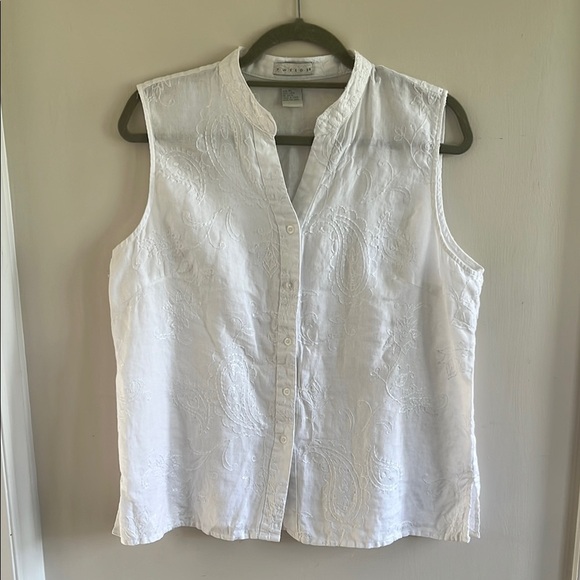 Tweeds Tops - TWEEDS 100% linen White Sleeveless Top embroidery paisley detail XL cottage core